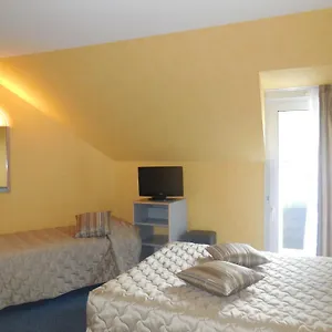 Au Relais De L'oust Hotel Lanouee